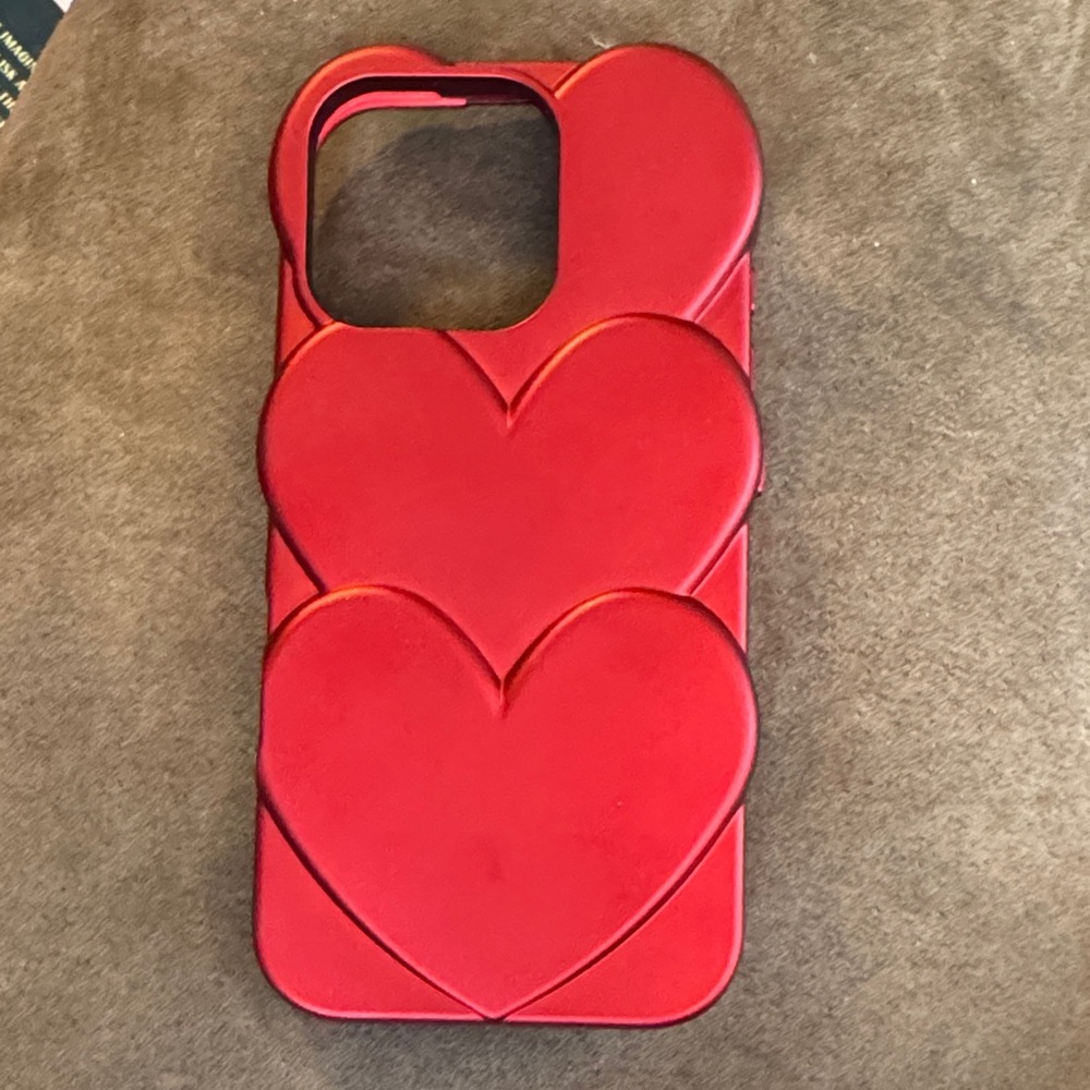 🔥 heyday Red Triple Heart Protective Phone Case for iPhone 16 Pro